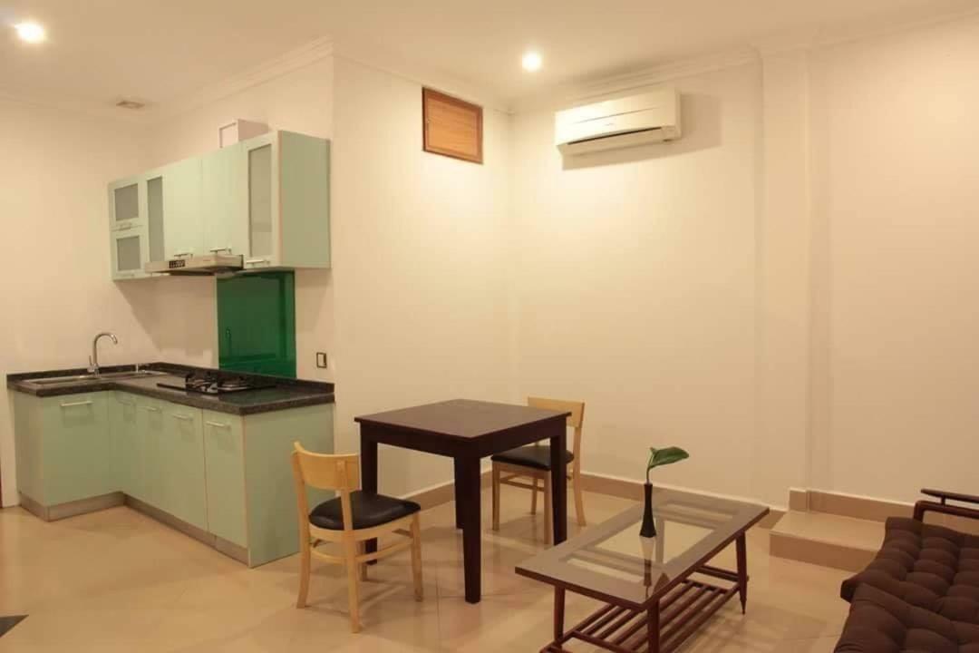 Aime House & Niisaii Apartment Phnom Penh Esterno foto